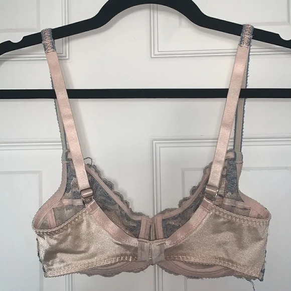 Wacoal Lost In Lace Bra - Picture 2 of 4